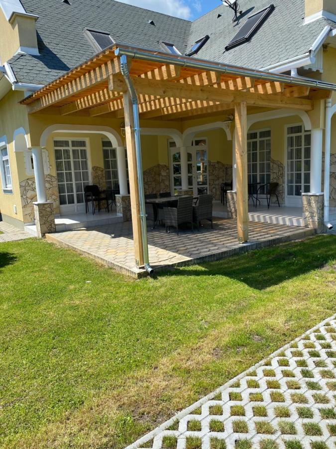 Pacsirta Apartman Ленти Экстерьер фото