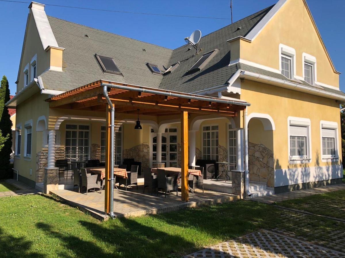 Pacsirta Apartman Ленти Экстерьер фото