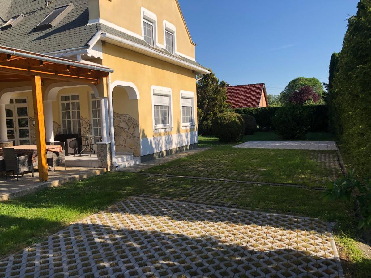 Pacsirta Apartman Ленти Экстерьер фото